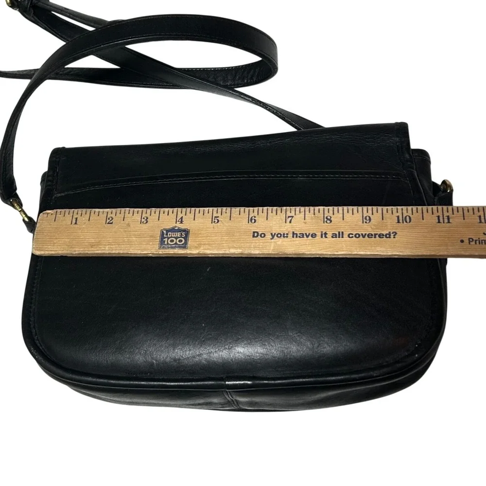 Vintage Coach City Bag Black Leather Crossbody Turnlock 9790 Made in USA